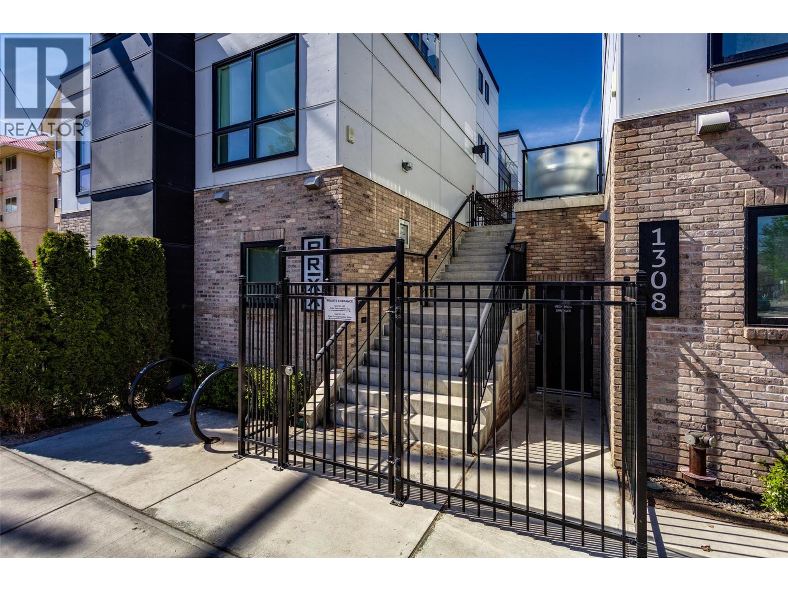 1308 Richter Street Unit# 104, Kelowna, British Columbia  V1Y 2L3 - Photo 2 - 10381268