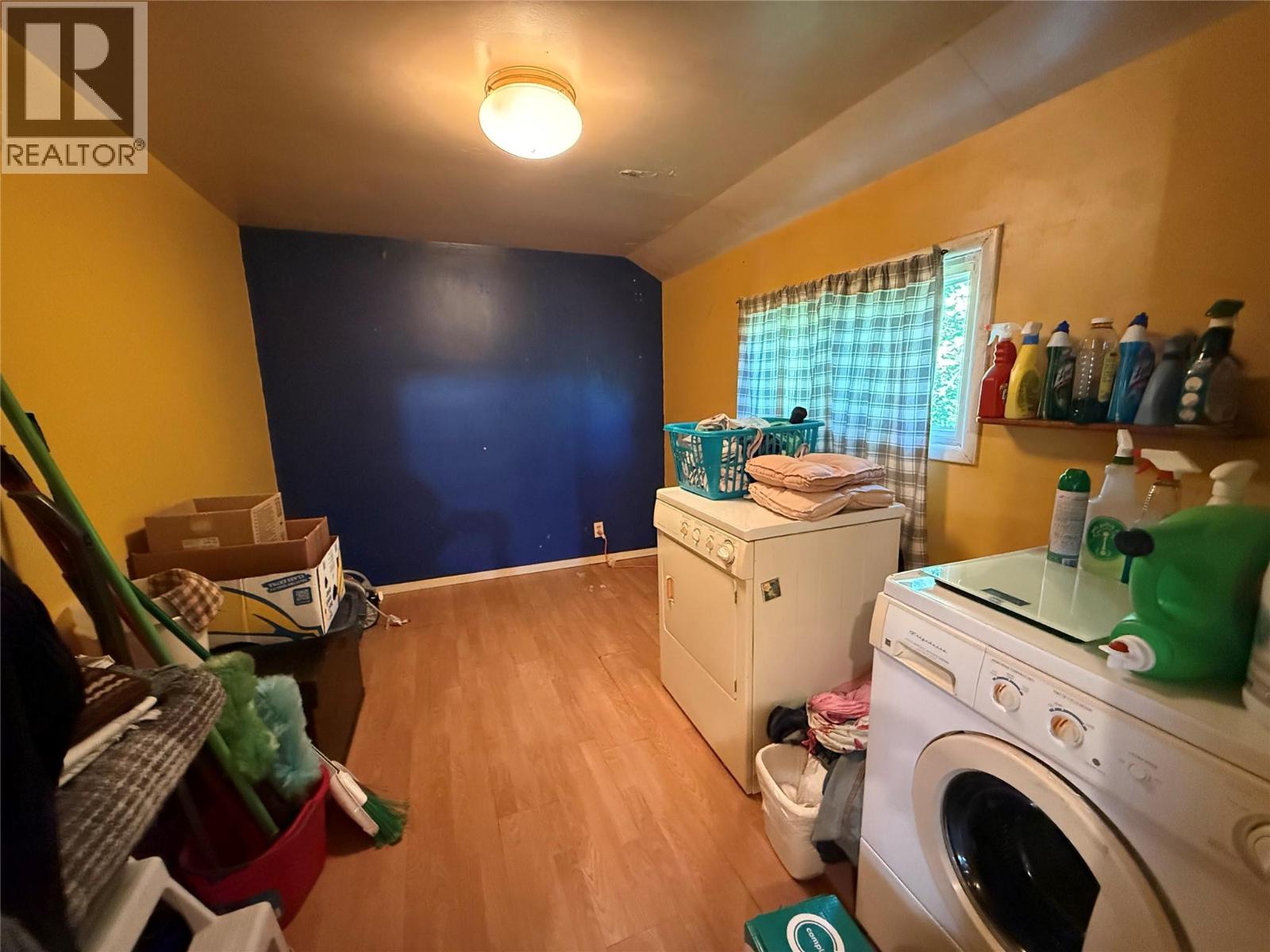 943 Mountain Street, Trail, British Columbia V1R 3G6 - Photo 12 - 10398793