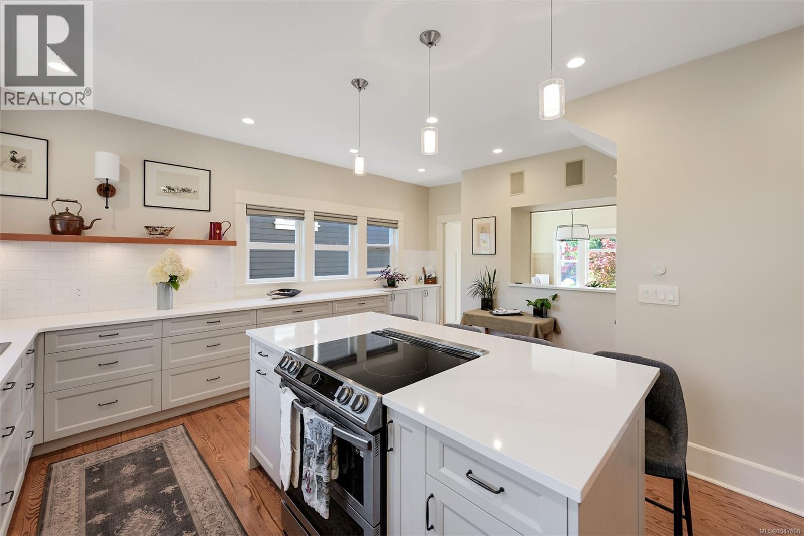 87 Cambridge St, Victoria, British Columbia  V9A 5K9 - Photo 16 - 1047608