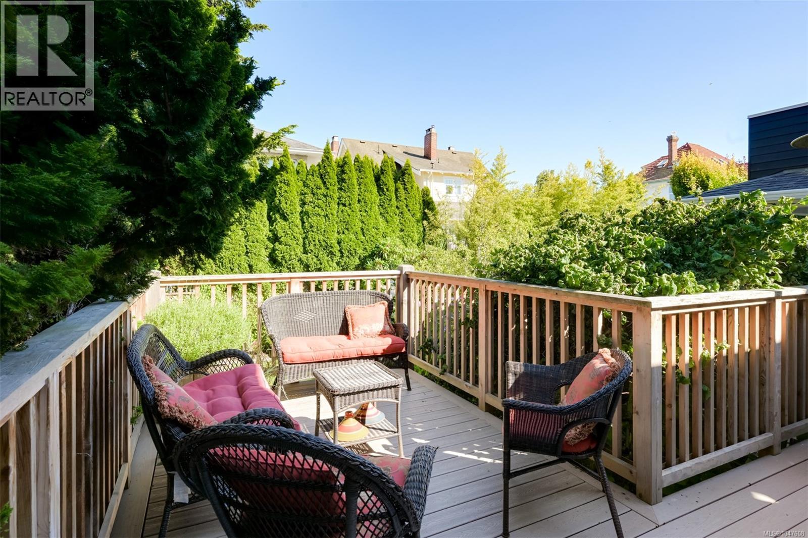 87 Cambridge St, Victoria, British Columbia  V9A 5K9 - Photo 22 - 1047608