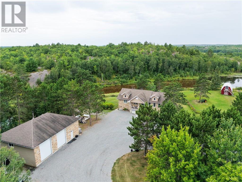 554 Dryden Road E, Wahnapitae, Ontario  P0M 3C0 - Photo 3 - 2130052
