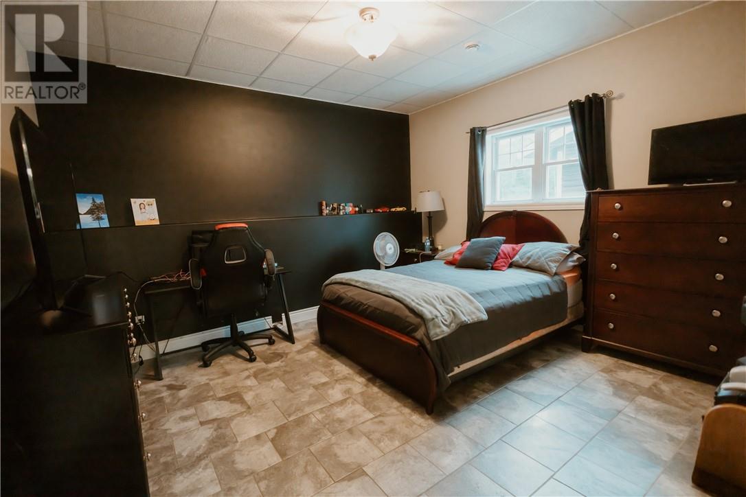 554 Dryden Road E, Wahnapitae, Ontario  P0M 3C0 - Photo 52 - 2130052
