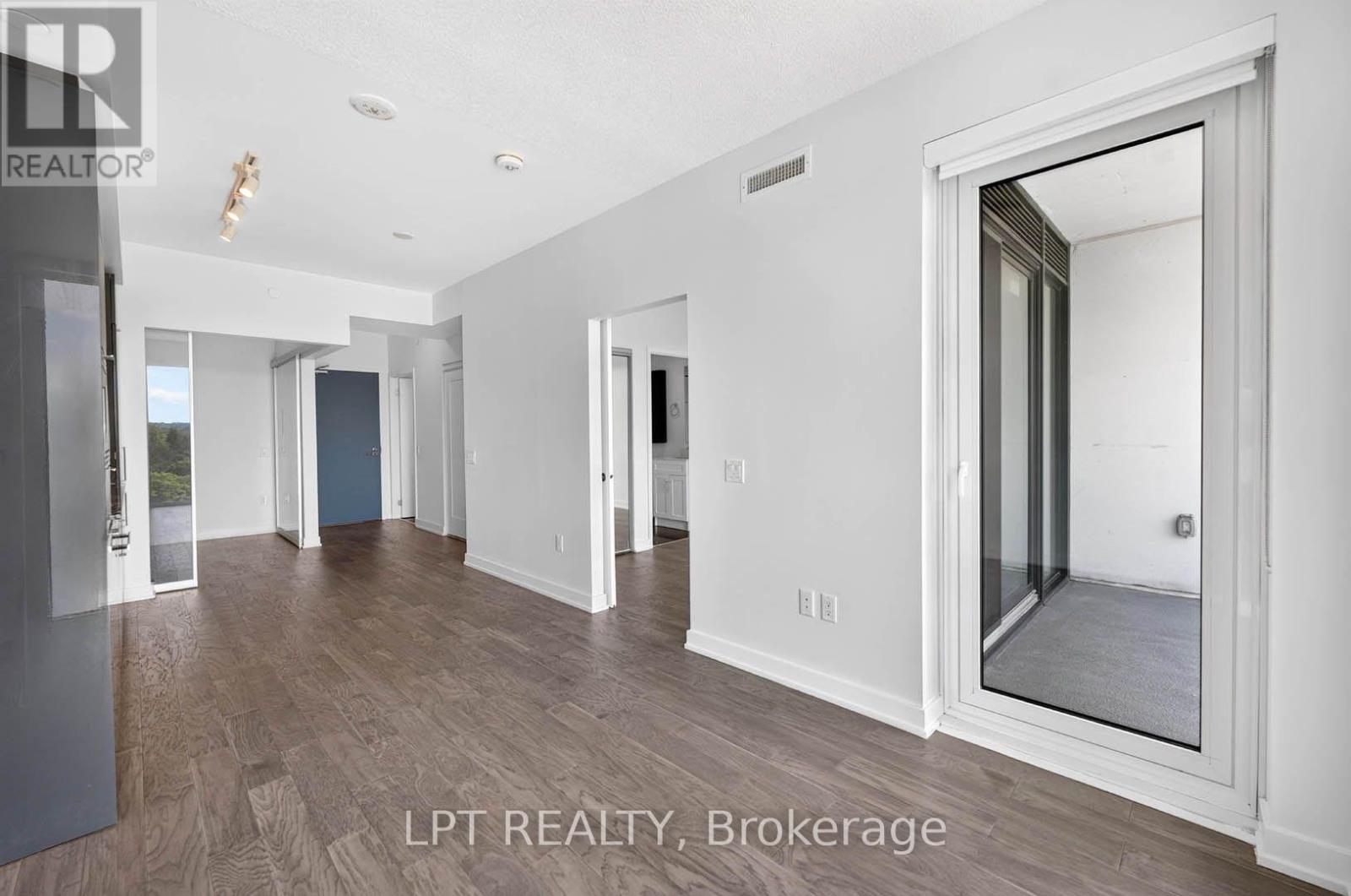 536 - 20 O'neill Road, Toronto, Ontario  M3C 0R2 - Photo 11 - C13712994