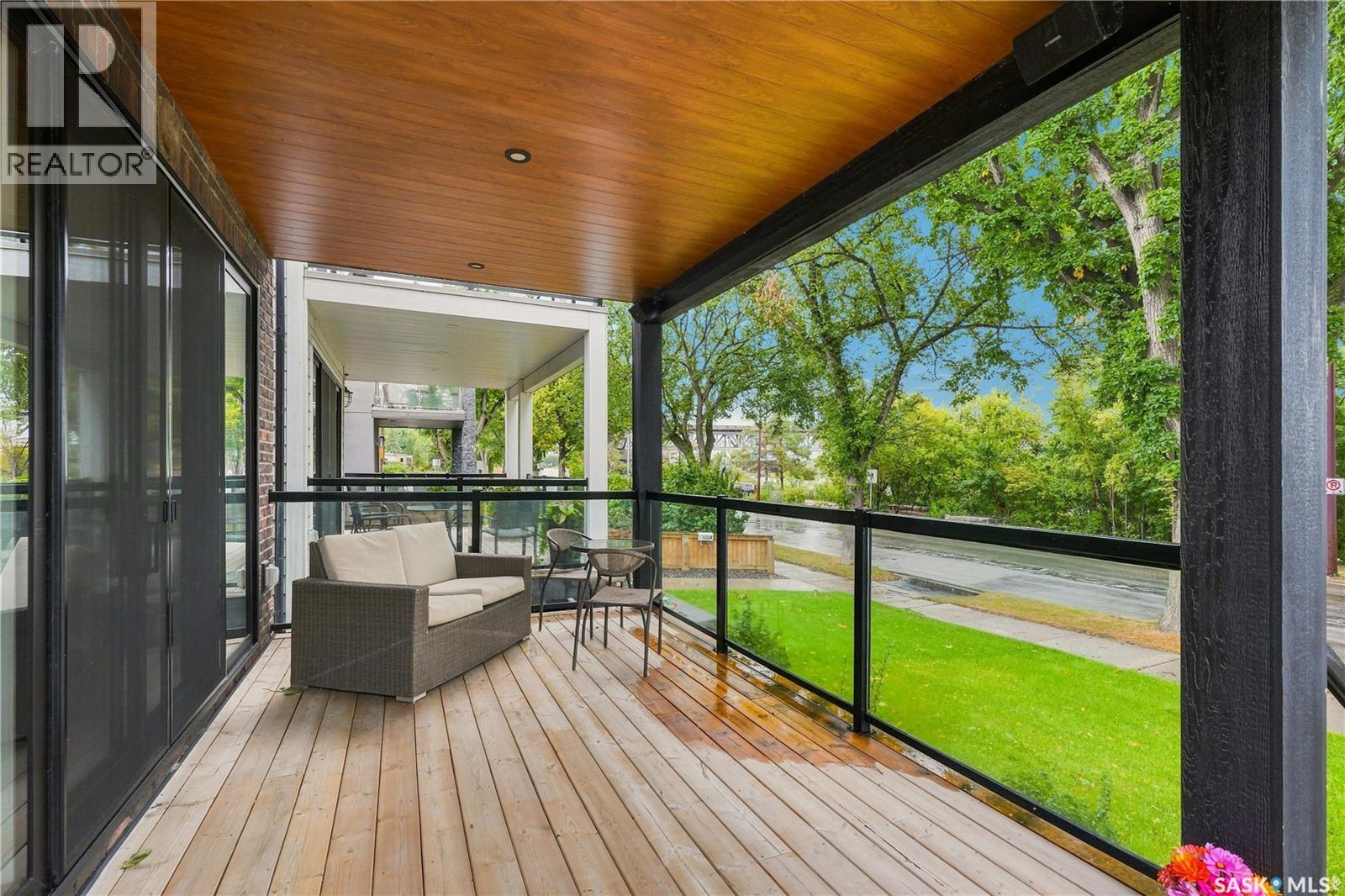1172 Spadina Crescent E, Saskatoon, Saskatchewan  S7K 3H8 - Photo 4 - SK046824