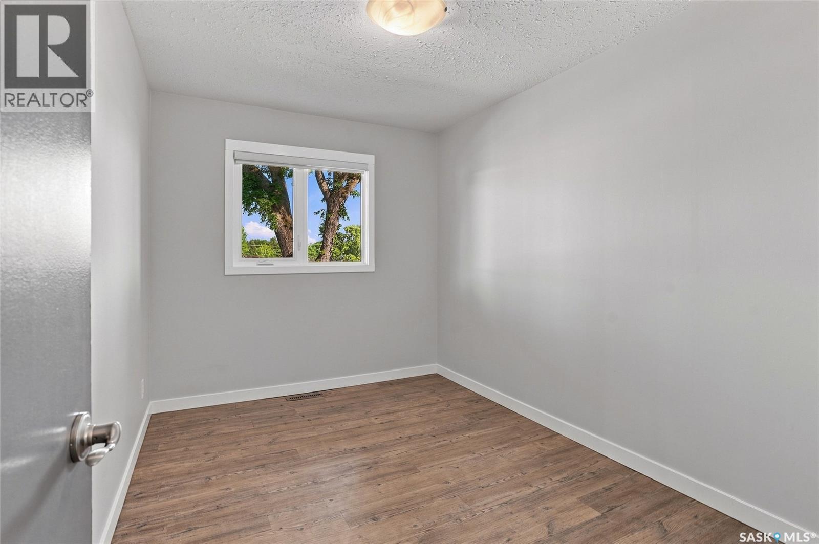 517 O Avenue N, Saskatoon, Saskatchewan  S7L 2V4 - Photo 18 - SK046817