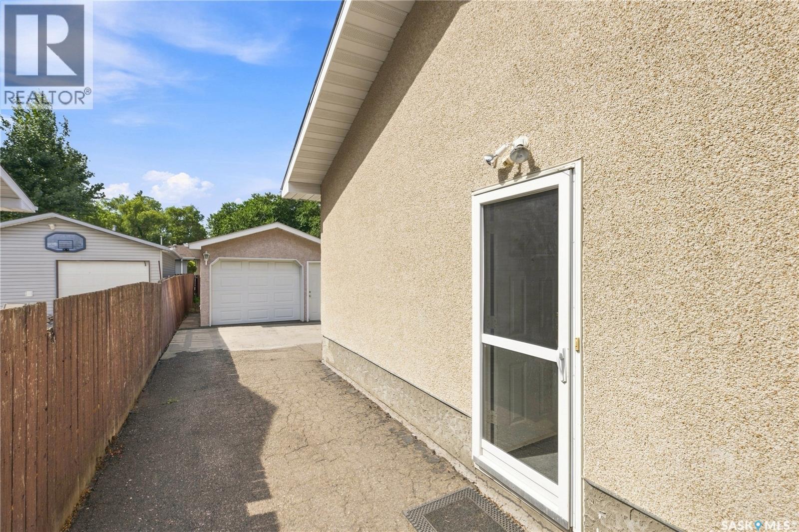 50 Markwell Drive, Regina, Saskatchewan  S4X 1K3 - Photo 29 - SK046801