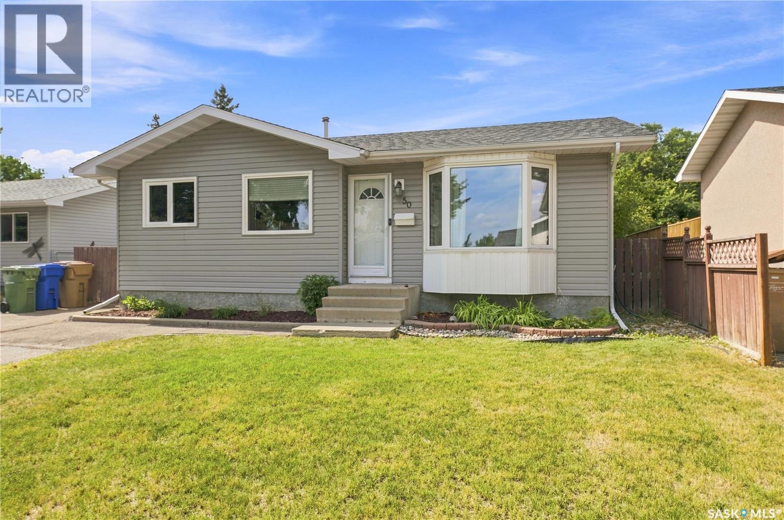 50 Markwell Drive, Regina, Saskatchewan  S4X 1K3 - Photo 3 - SK046801