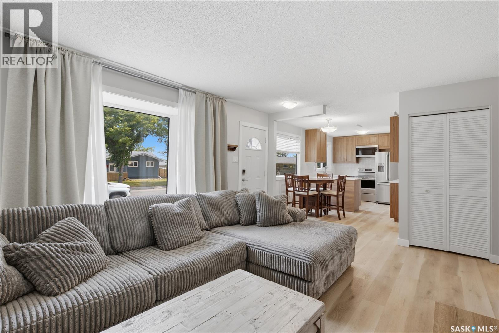 50 Markwell Drive, Regina, Saskatchewan  S4X 1K3 - Photo 7 - SK046801