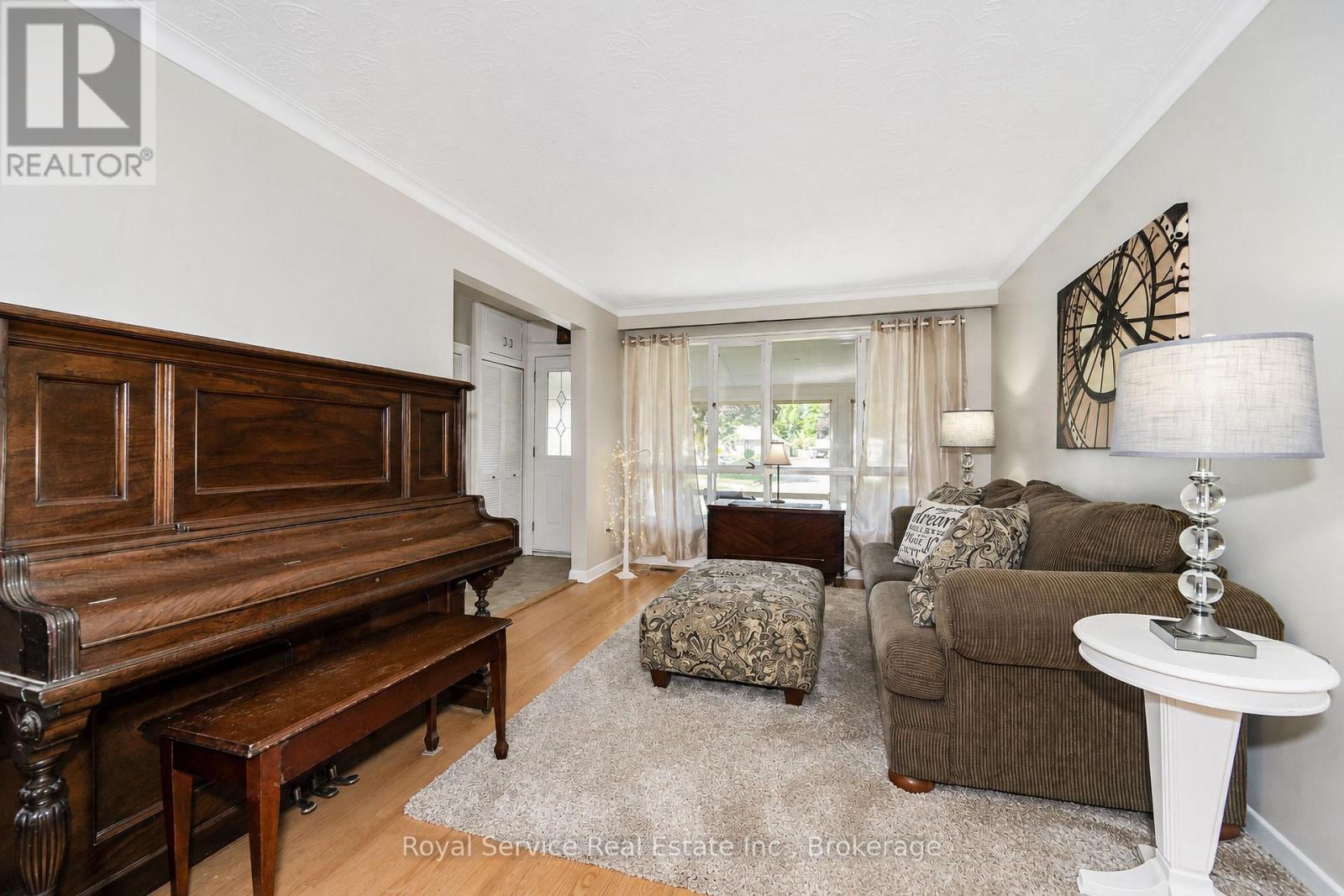 65 Combermere Drive, Toronto, Ontario  M3A 2W4 - Photo 11 - C13718762