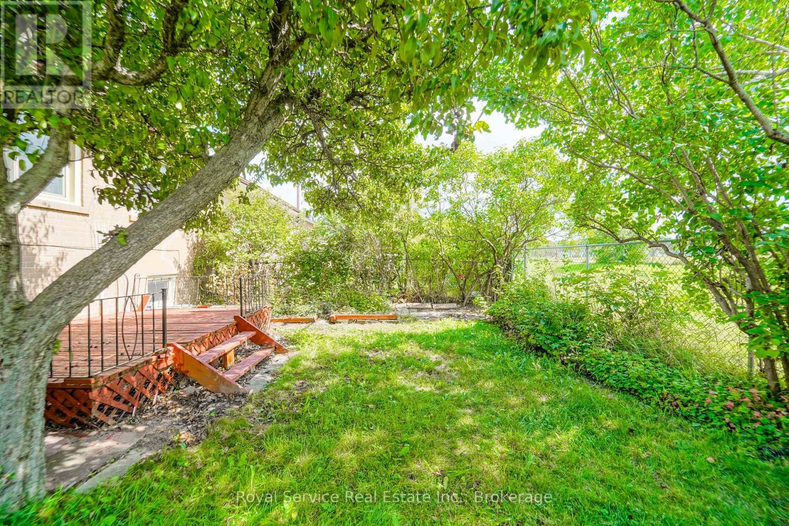 65 Combermere Drive, Toronto, Ontario  M3A 2W4 - Photo 33 - C13718762