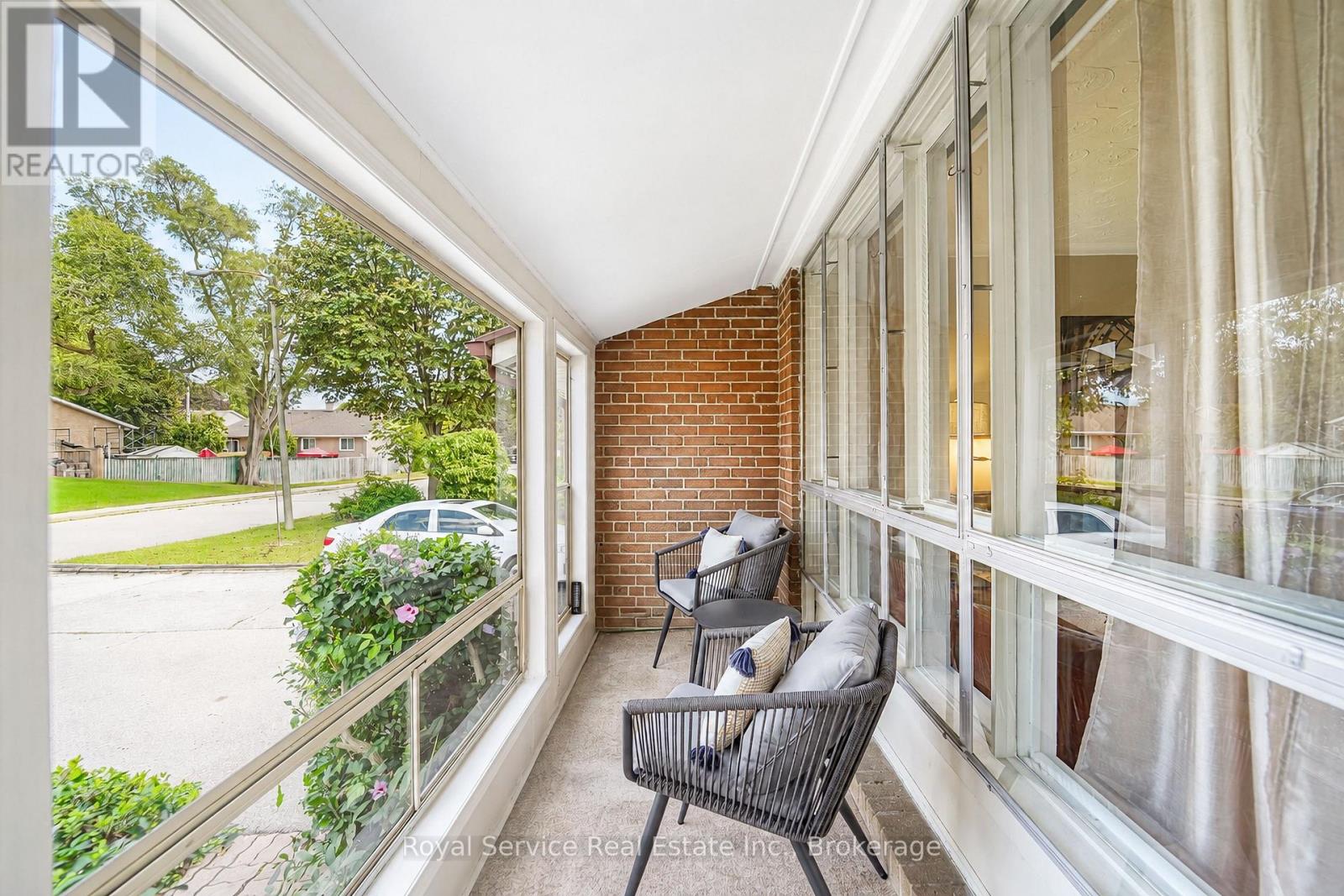 65 Combermere Drive, Toronto, Ontario  M3A 2W4 - Photo 5 - C13718762
