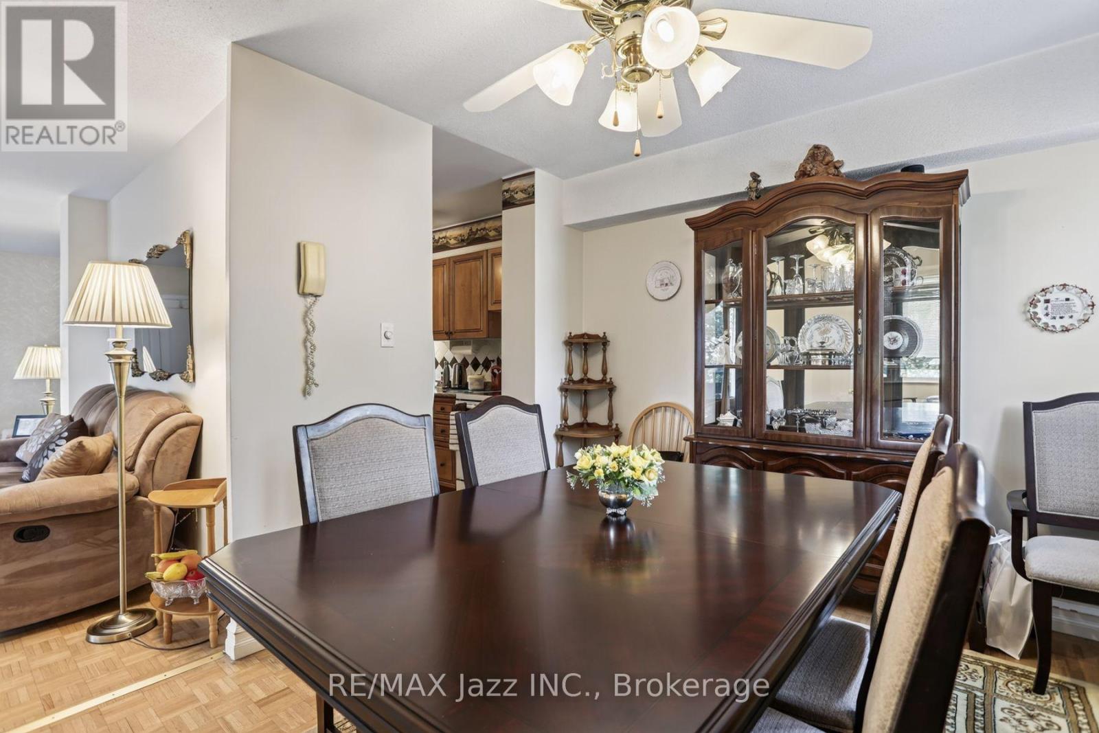 401 - 363 Simcoe Street N, Oshawa, Ontario  L1G 4T2 - Photo 18 - E13718748