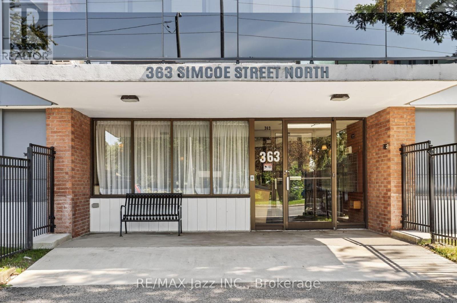 401 - 363 Simcoe Street N, Oshawa, Ontario  L1G 4T2 - Photo 2 - E13718748