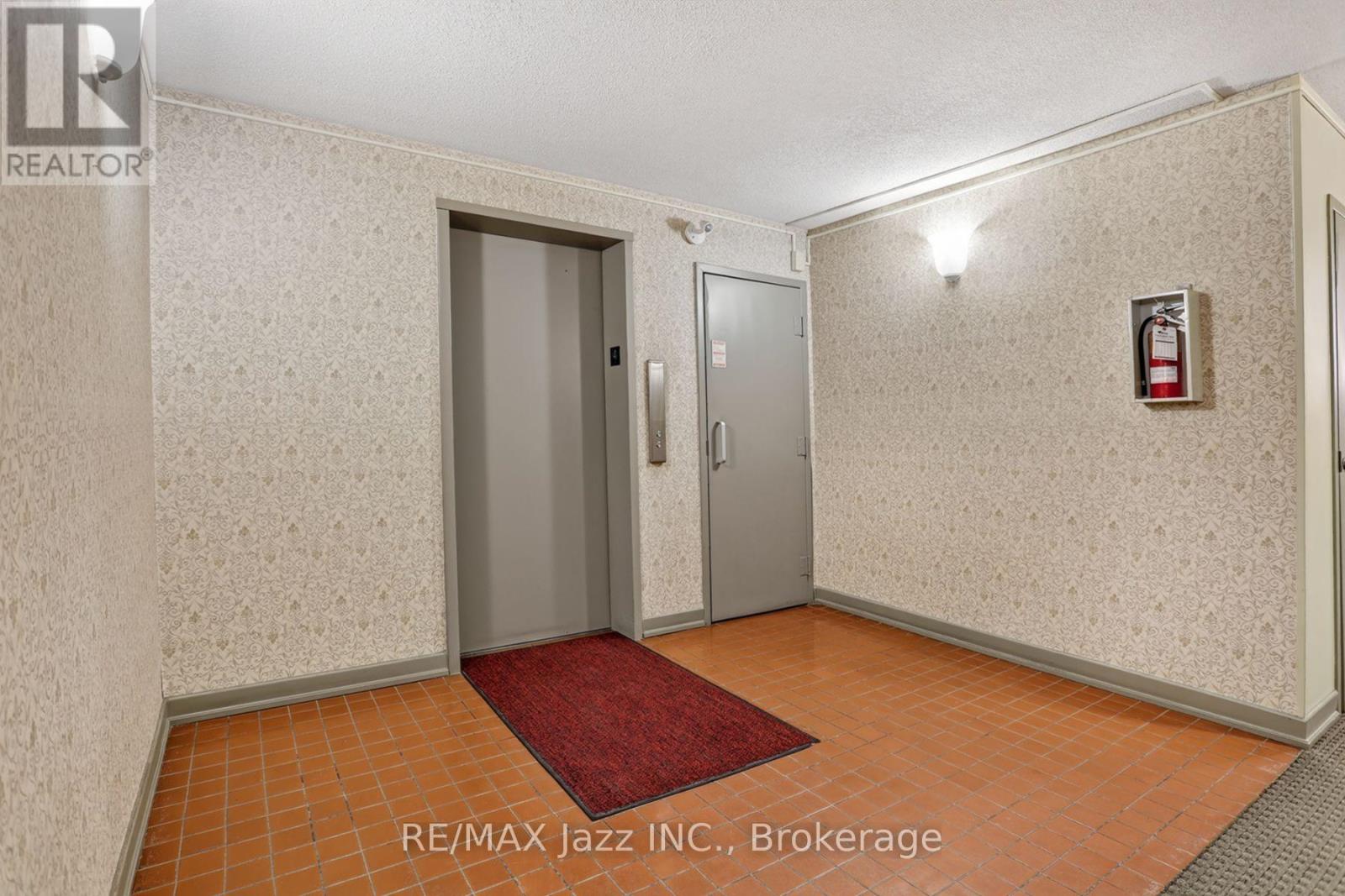 401 - 363 Simcoe Street N, Oshawa, Ontario  L1G 4T2 - Photo 6 - E13718748