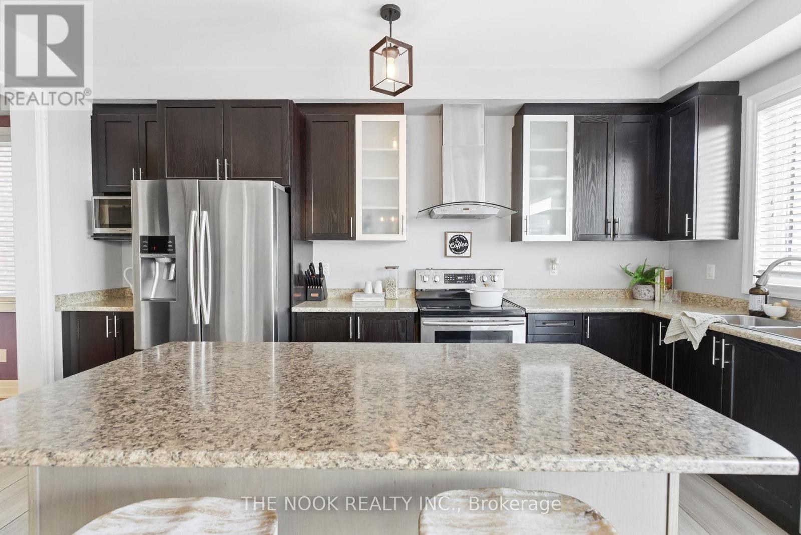 2507 Standardbred Drive, Oshawa, Ontario  L1H 7K4 - Photo 11 - E13718794