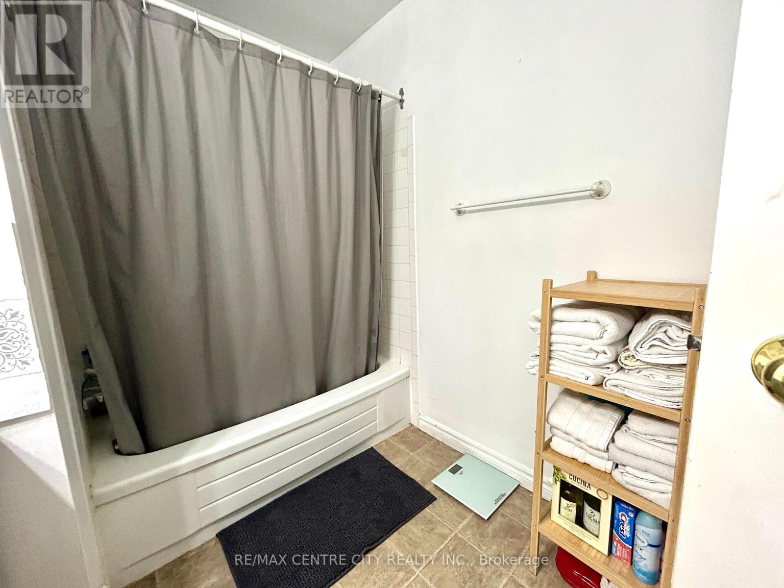 100 - 70 Fiddlers Green Road, London North, Ontario  N6H 4R4 - Photo 11 - X13718772