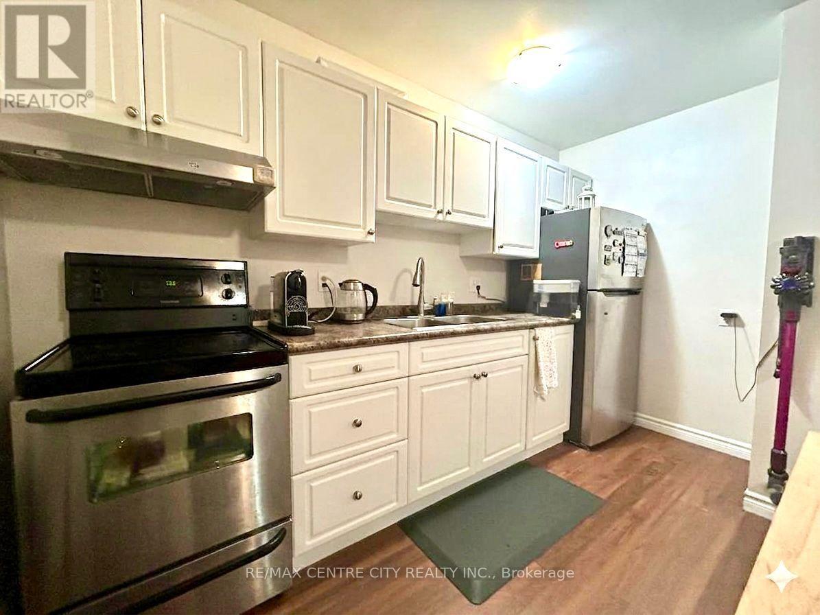 100 - 70 Fiddlers Green Road, London North, Ontario  N6H 4R4 - Photo 3 - X13718772