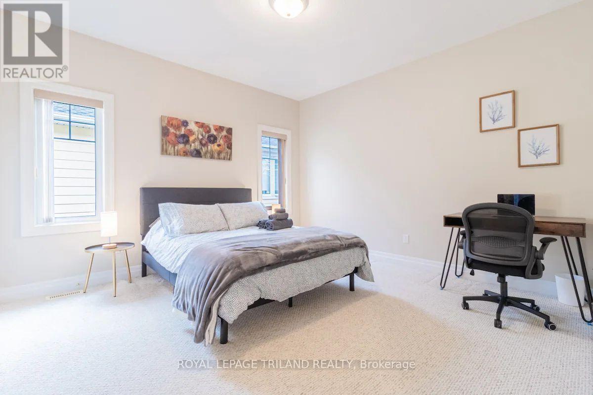 17 Village Gate, Lambton Shores, Ontario  N0M 1T0 - Photo 15 - X13718814