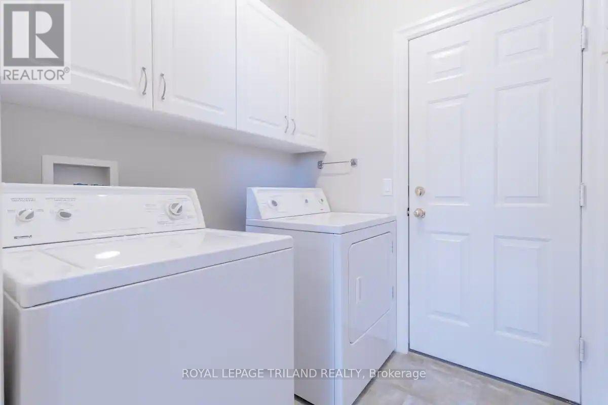 17 Village Gate, Lambton Shores, Ontario  N0M 1T0 - Photo 20 - X13718814