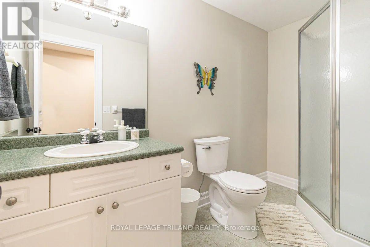 17 Village Gate, Lambton Shores, Ontario  N0M 1T0 - Photo 26 - X13718814