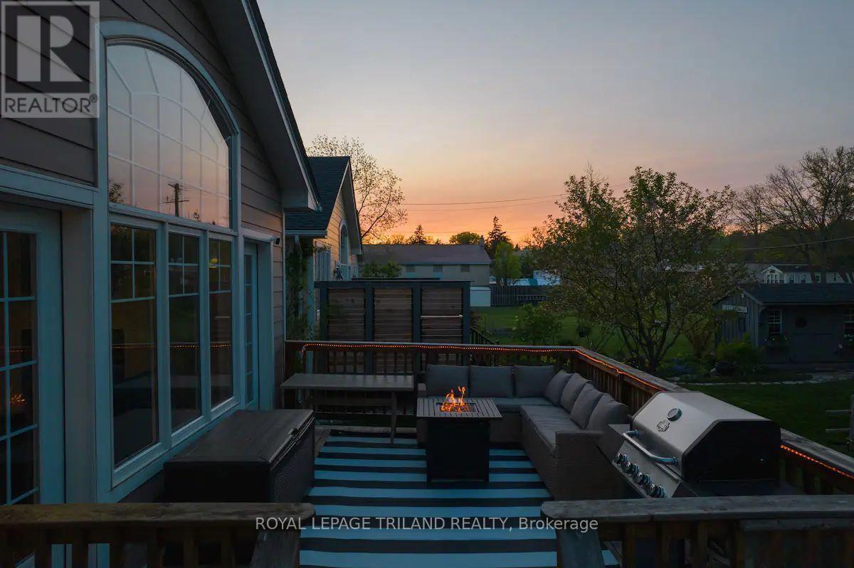 17 Village Gate, Lambton Shores, Ontario  N0M 1T0 - Photo 33 - X13718814