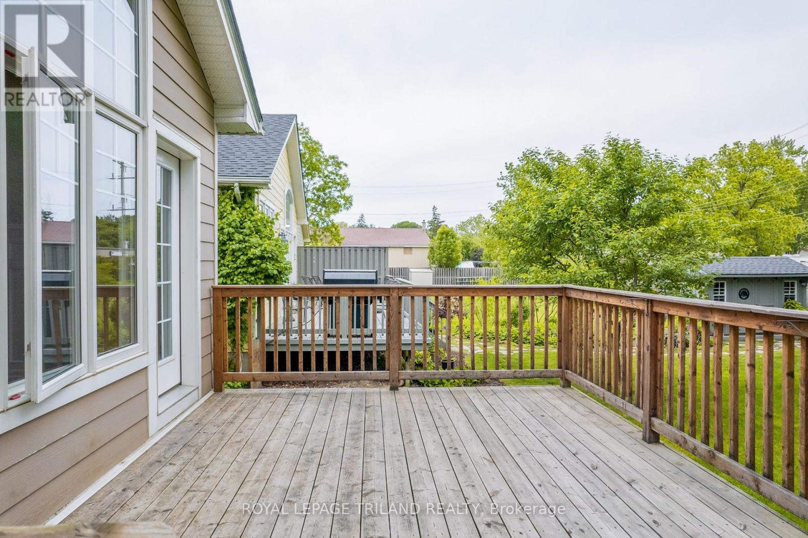 17 Village Gate, Lambton Shores, Ontario  N0M 1T0 - Photo 36 - X13718814