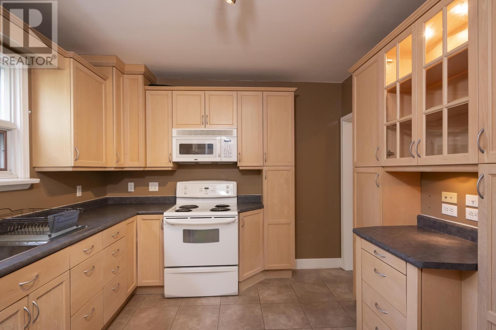 2219 Arthur St E, Thunder Bay, Ontario  P7E 5P3 - Photo 6 - TB2602546