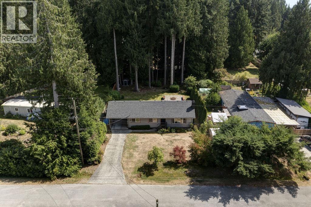 3367 Richards Road, Roberts Creek, British Columbia  V0N 2W2 - Photo 27 - R3150491