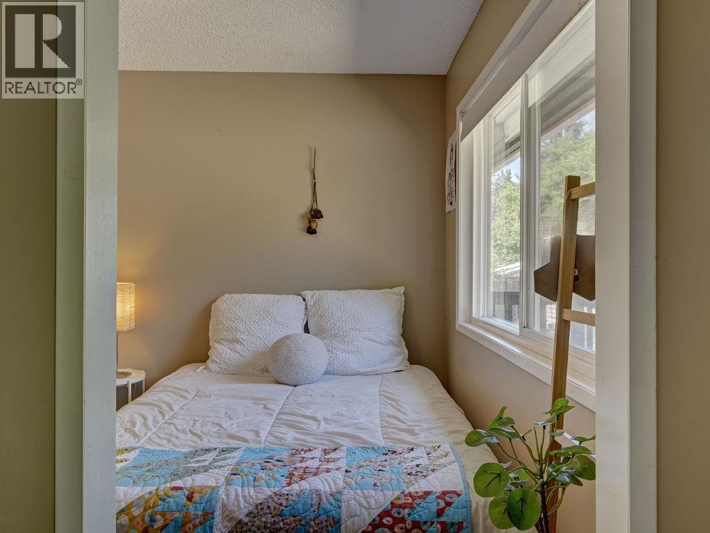 3367 Richards Road, Roberts Creek, British Columbia  V0N 2W2 - Photo 12 - R3150491