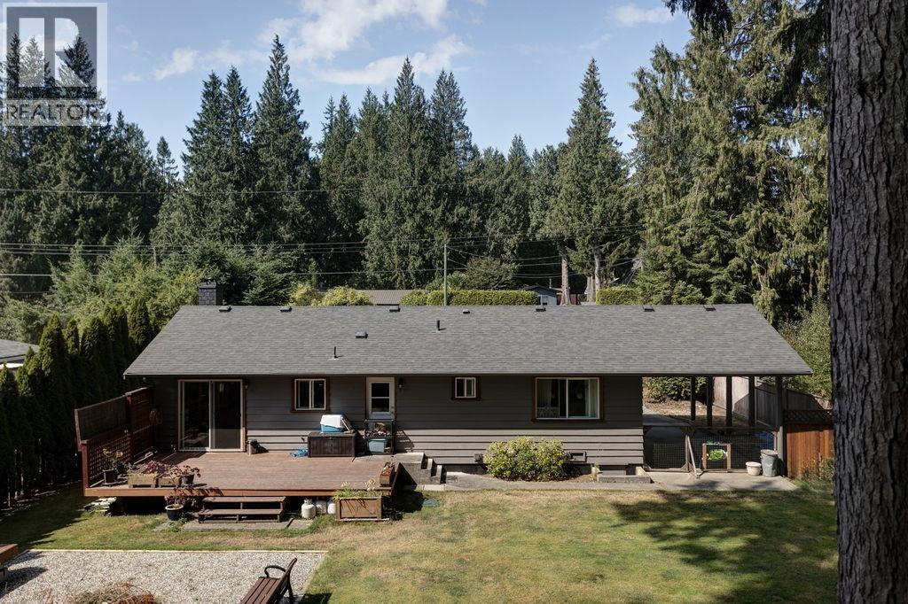 3367 Richards Road, Roberts Creek, British Columbia  V0N 2W2 - Photo 4 - R3150491
