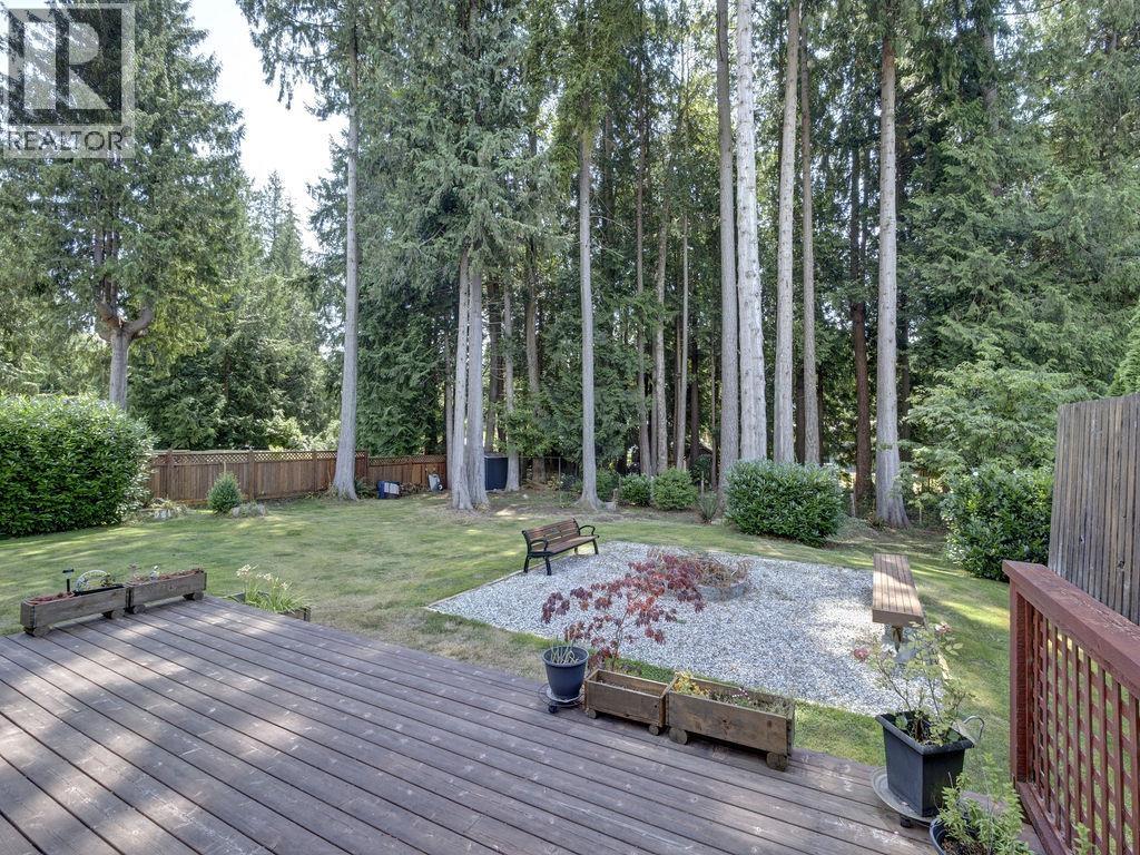3367 Richards Road, Roberts Creek, British Columbia  V0N 2W2 - Photo 18 - R3150491
