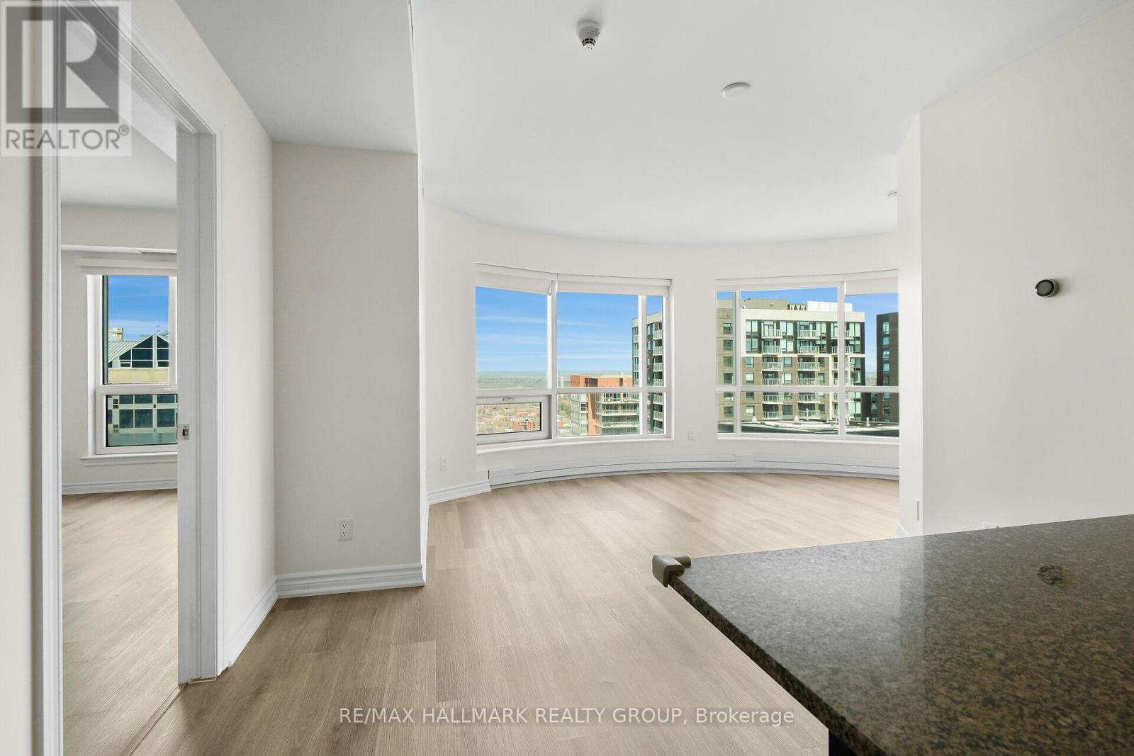2404 - 234 Rideau Street, Ottawa, Ontario  K1N 0A9 - Photo 9 - X13718710