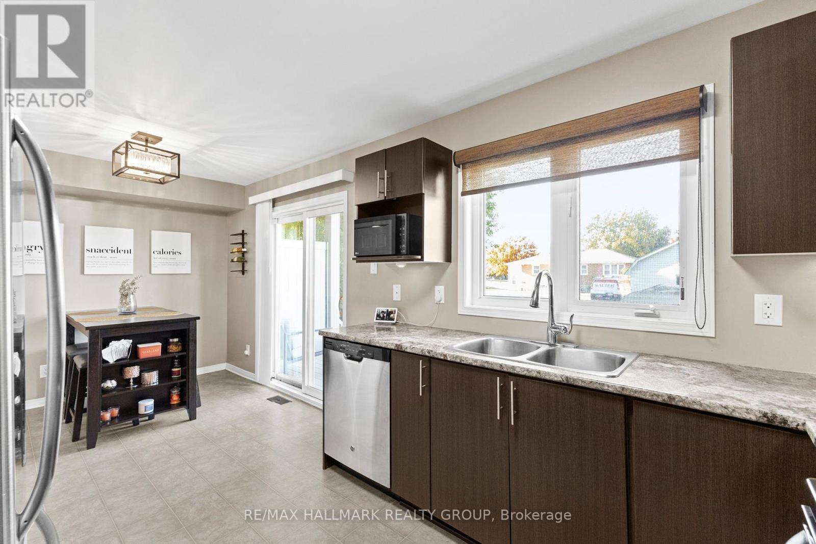 358 Galston Private, Ottawa, Ontario  K1W 0G3 - Photo 15 - X13718714