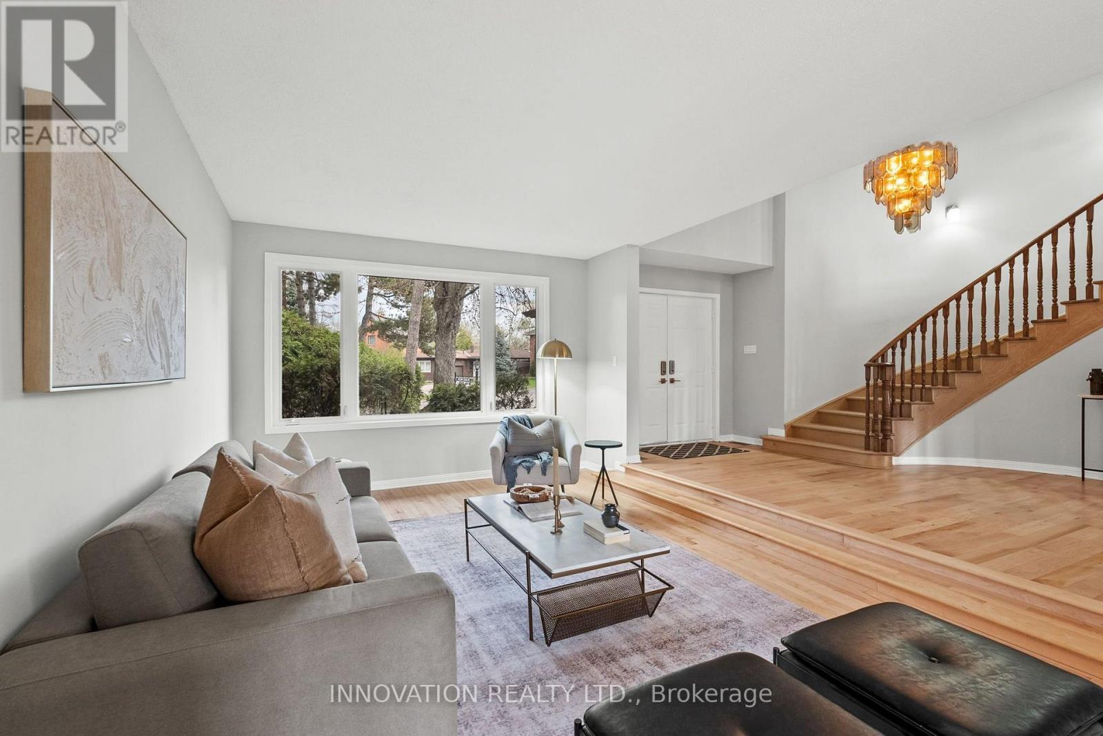 206 Cypress Court, Ottawa, Ontario K2H 8Z8 - Photo 4 - X13718832