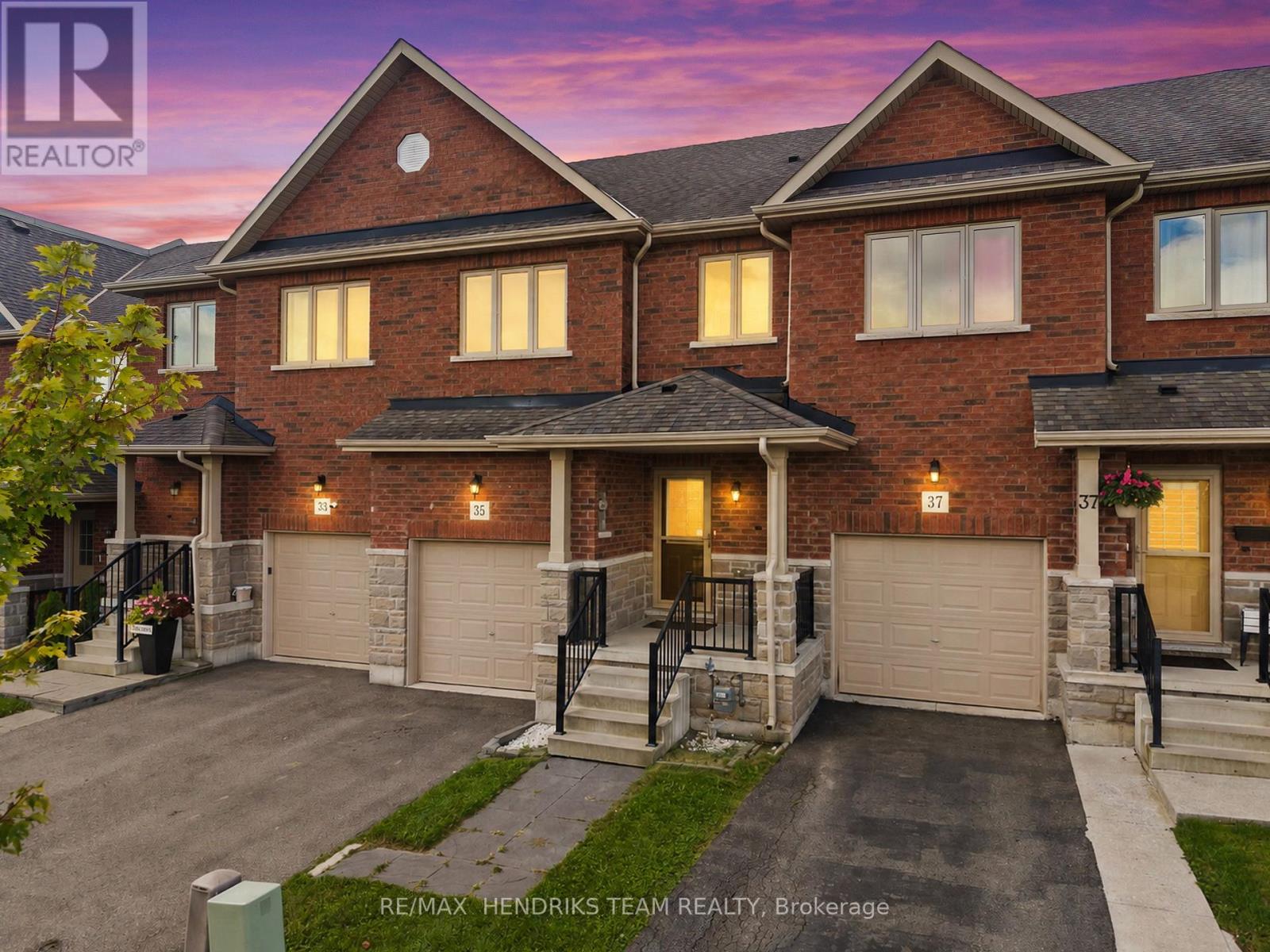 35 SUNSET WAY, Thorold, Ontario