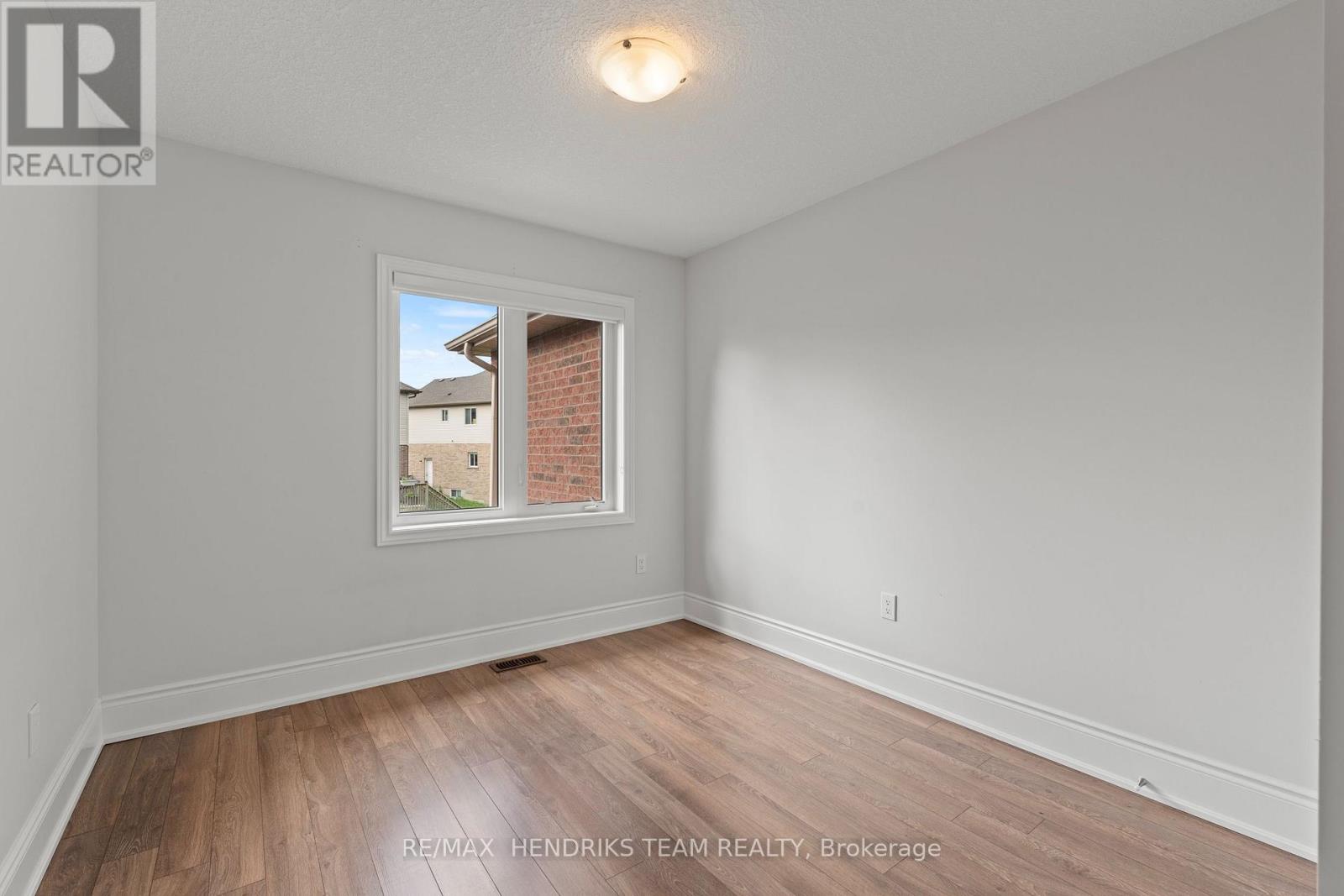 35 Sunset Way, Thorold, Ontario  L0S 1A0 - Photo 23 - X13718656