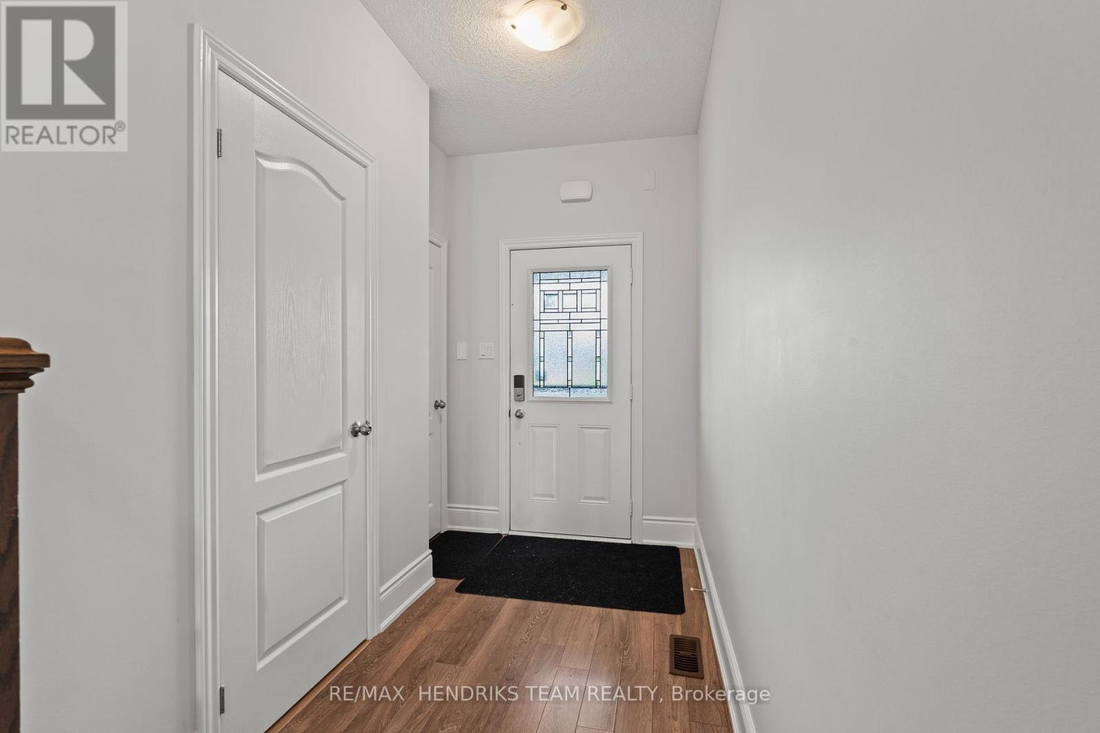 35 Sunset Way, Thorold, Ontario  L0S 1A0 - Photo 4 - X13718656