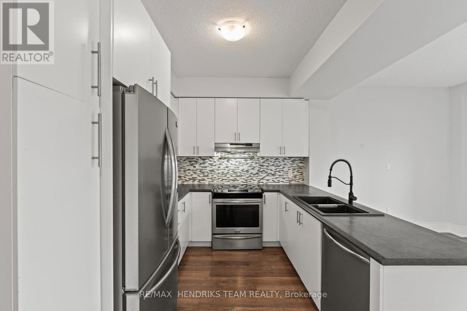 35 Sunset Way, Thorold, Ontario  L0S 1A0 - Photo 8 - X13718656