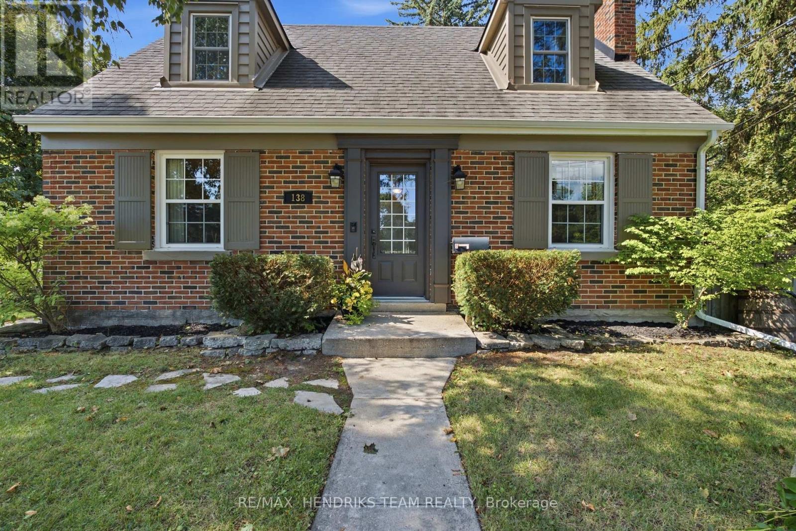 138 Kathleen Street, Guelph, Ontario  N1H 4Y3 - Photo 2 - X13718728