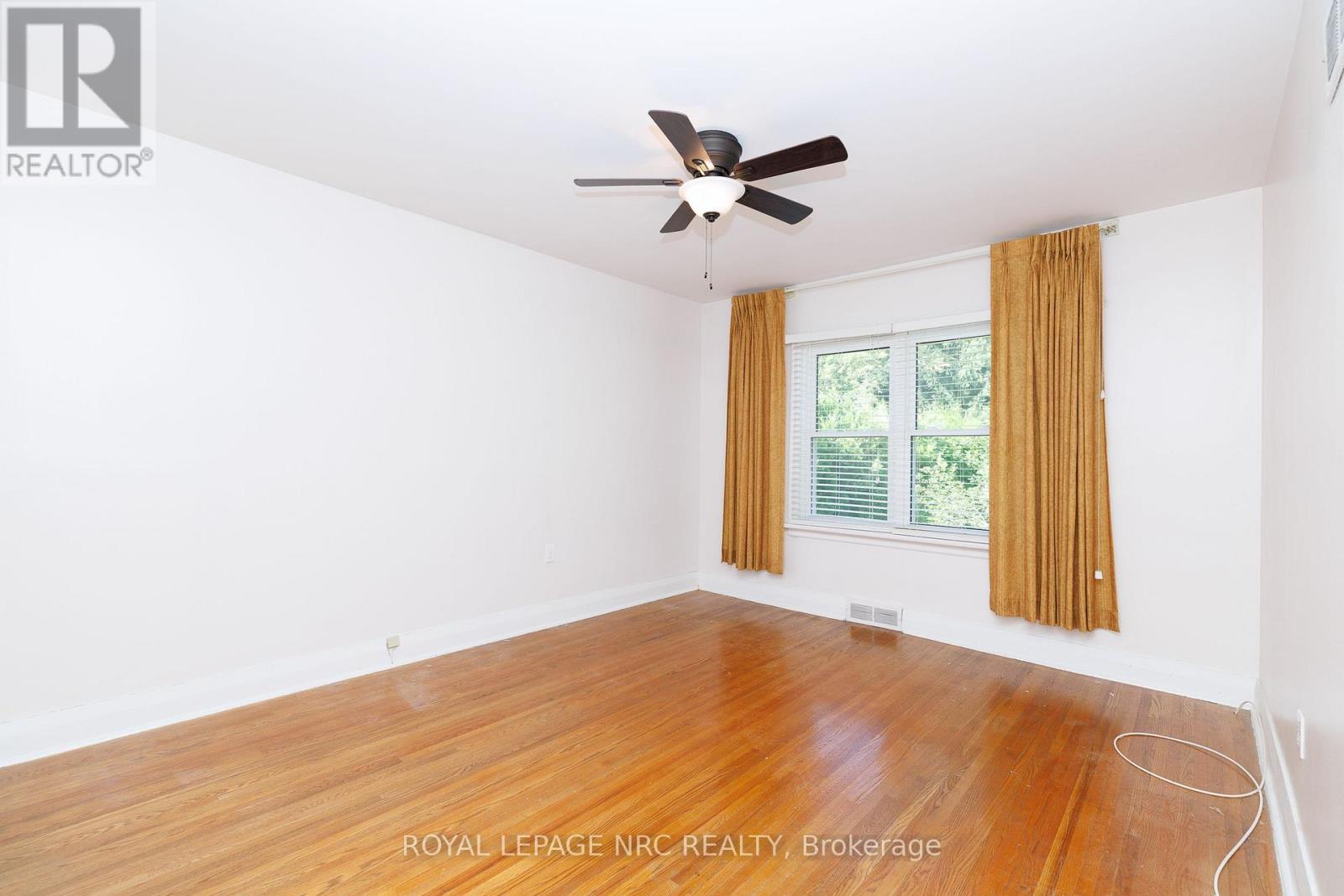276 Glenridge Avenue, St. Catharines, Ontario  L2T 3K4 - Photo 18 - X13718746