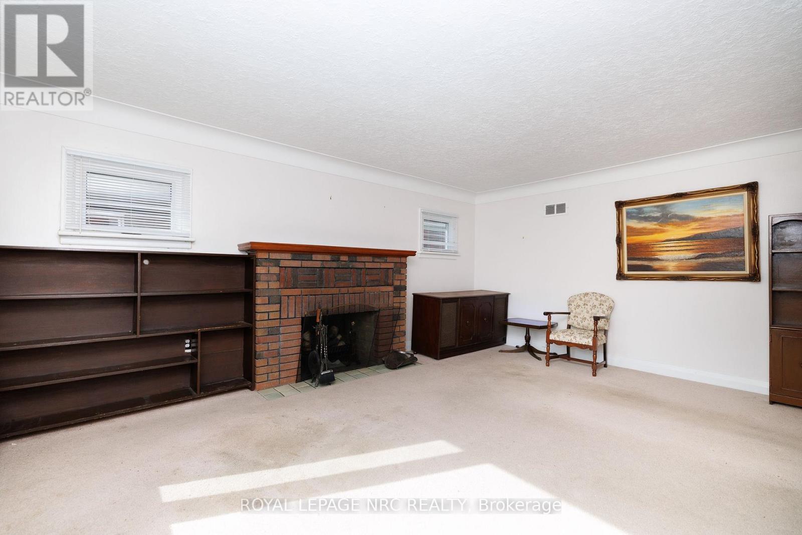 276 Glenridge Avenue, St. Catharines, Ontario  L2T 3K4 - Photo 3 - X13718746