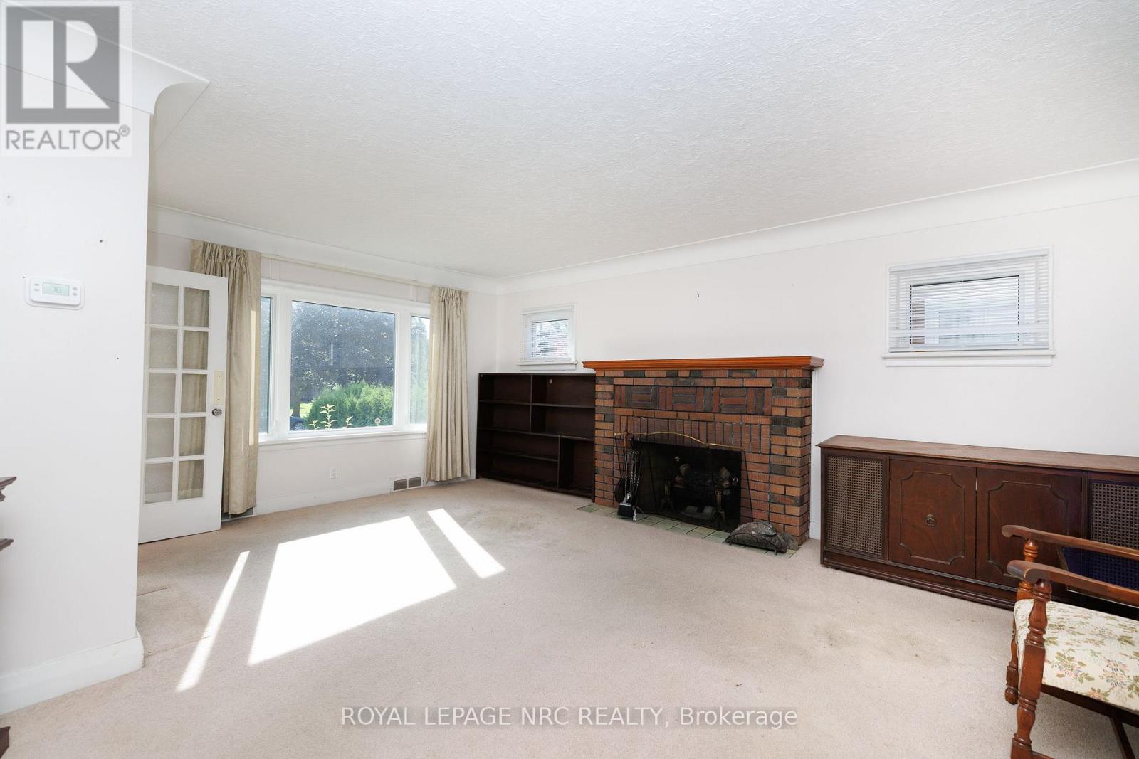 276 Glenridge Avenue, St. Catharines, Ontario  L2T 3K4 - Photo 4 - X13718746