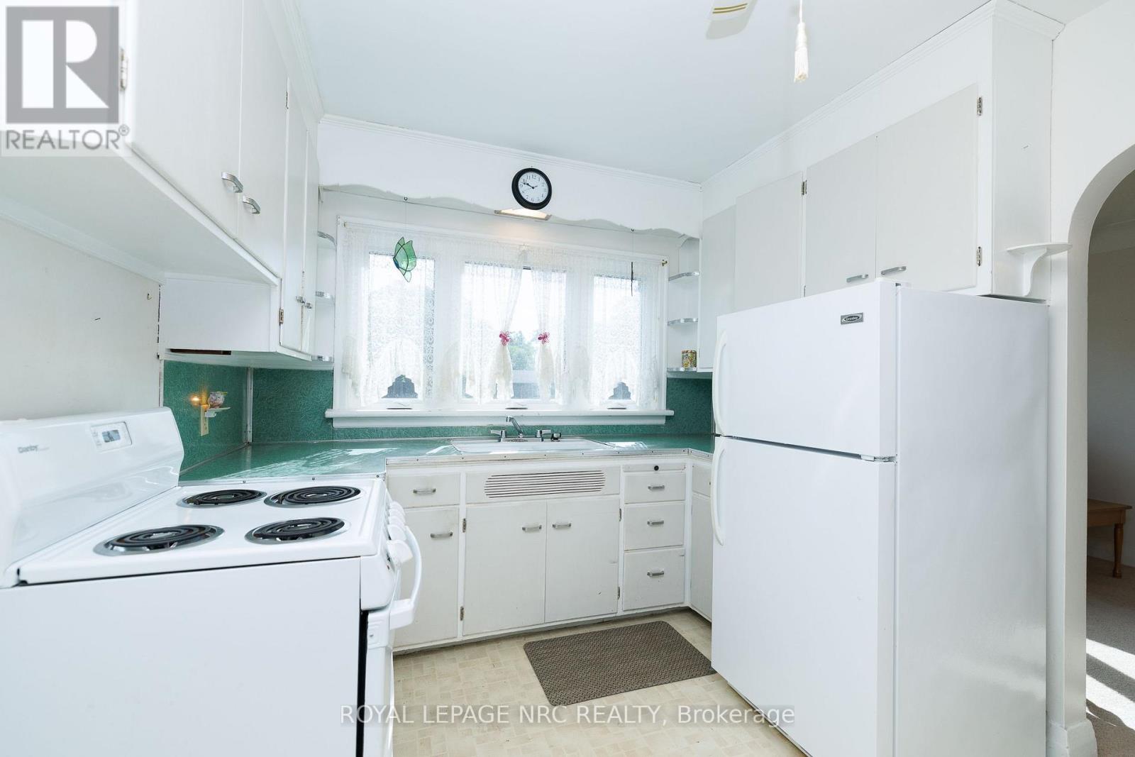 276 Glenridge Avenue, St. Catharines, Ontario  L2T 3K4 - Photo 9 - X13718746
