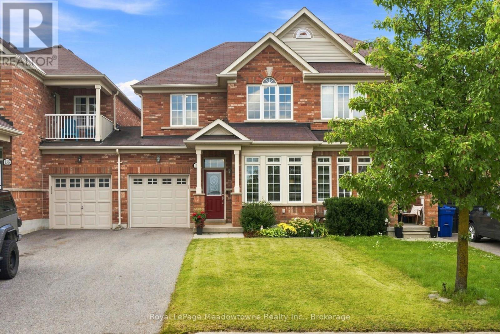 140 Laurendale Avenue — photo 1
