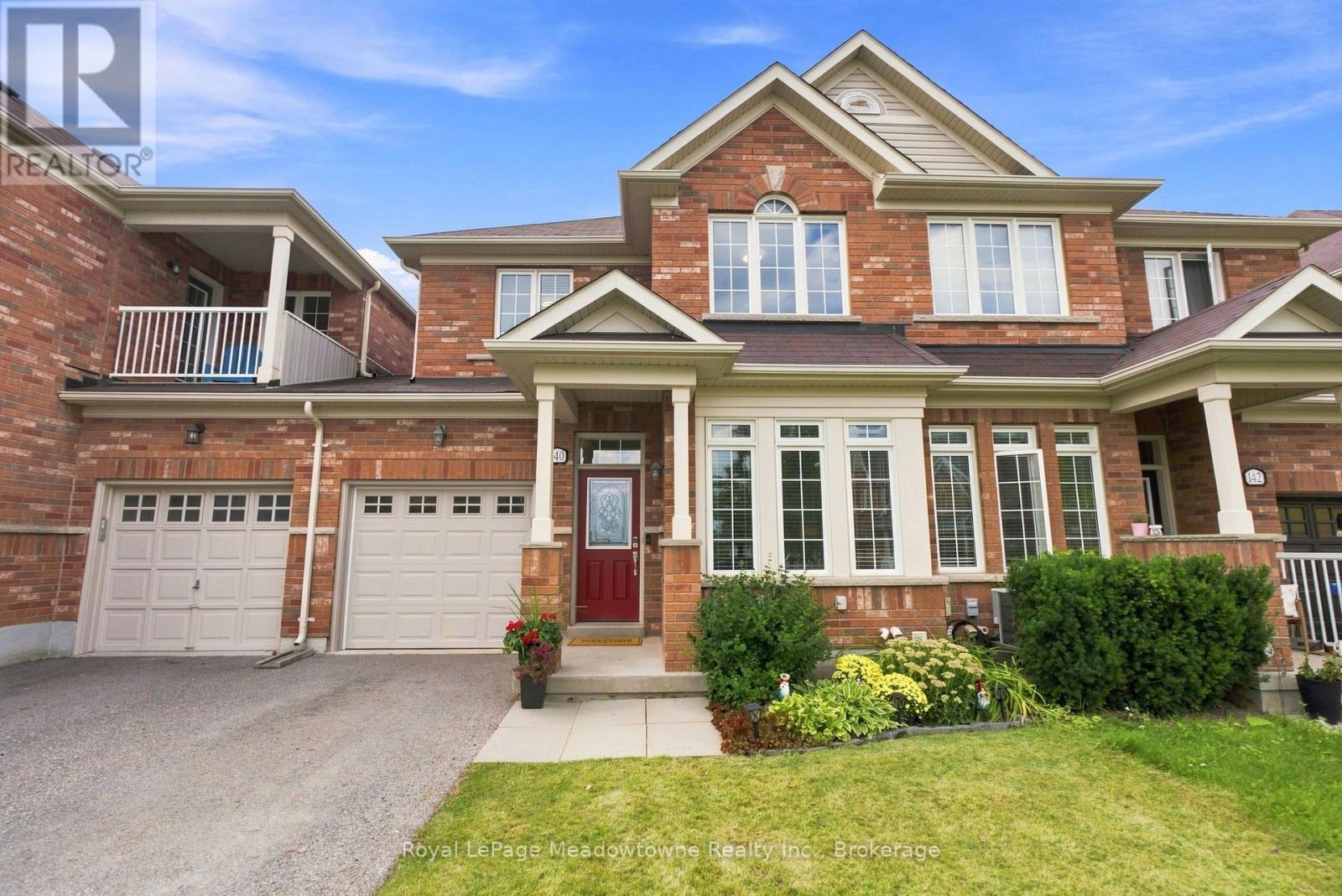 140 Laurendale Avenue, Georgina, Ontario  L4P 0C6 - Photo 2 - N13718820