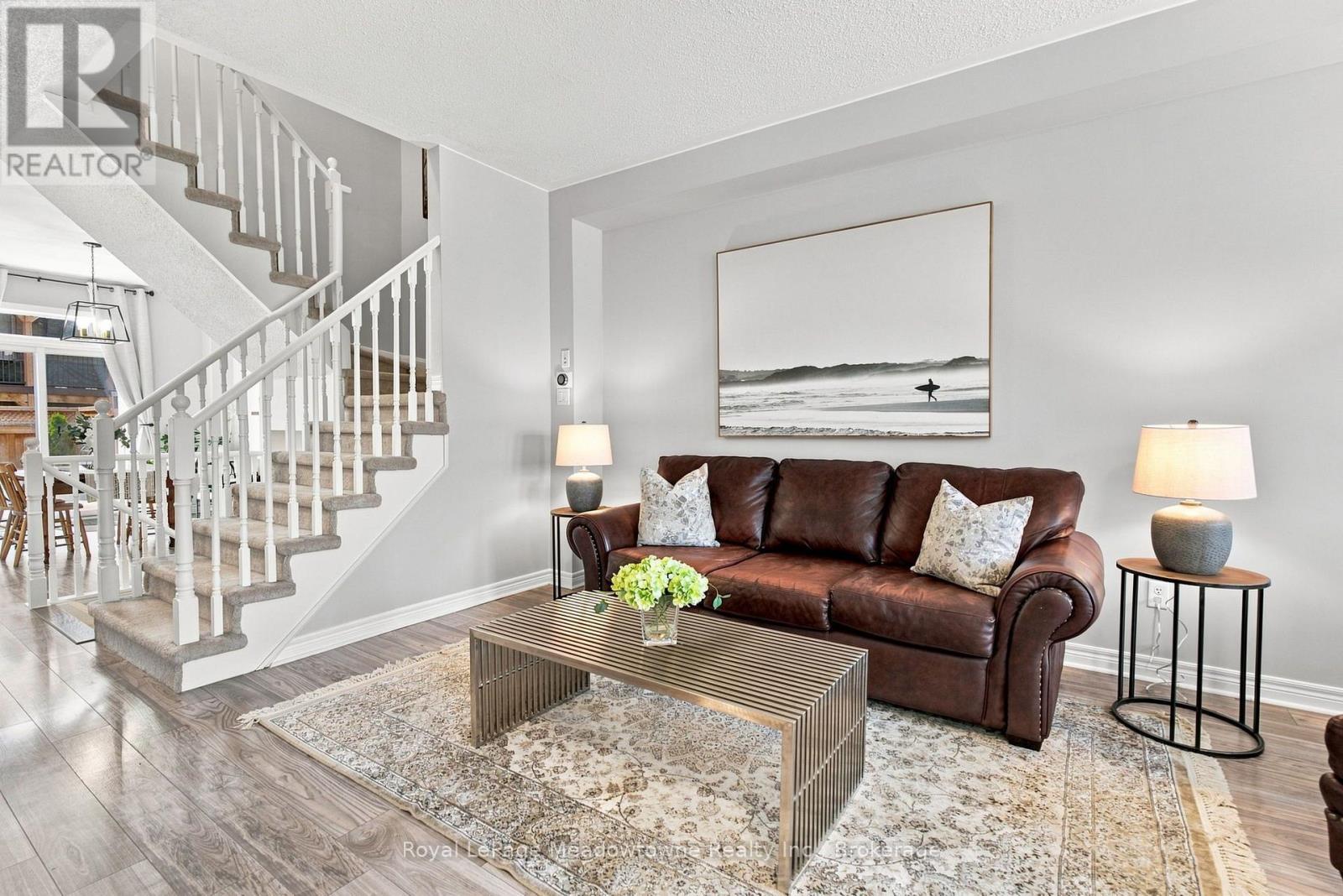 140 Laurendale Avenue, Georgina, Ontario  L4P 0C6 - Photo 6 - N13718820