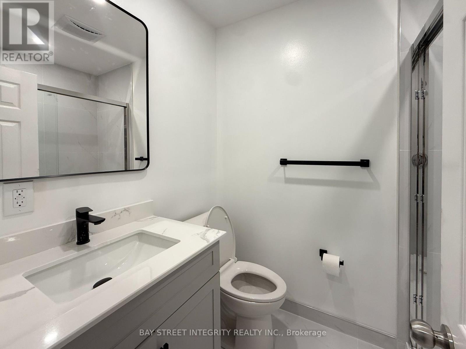 Upper - 40 Rippleton Road, Toronto, Ontario  M3B 1H6 - Photo 13 - C13718624