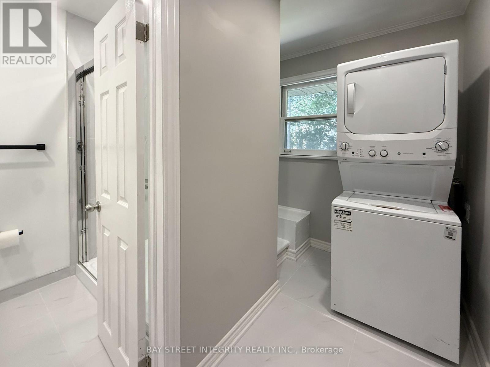 Upper - 40 Rippleton Road, Toronto, Ontario  M3B 1H6 - Photo 14 - C13718624