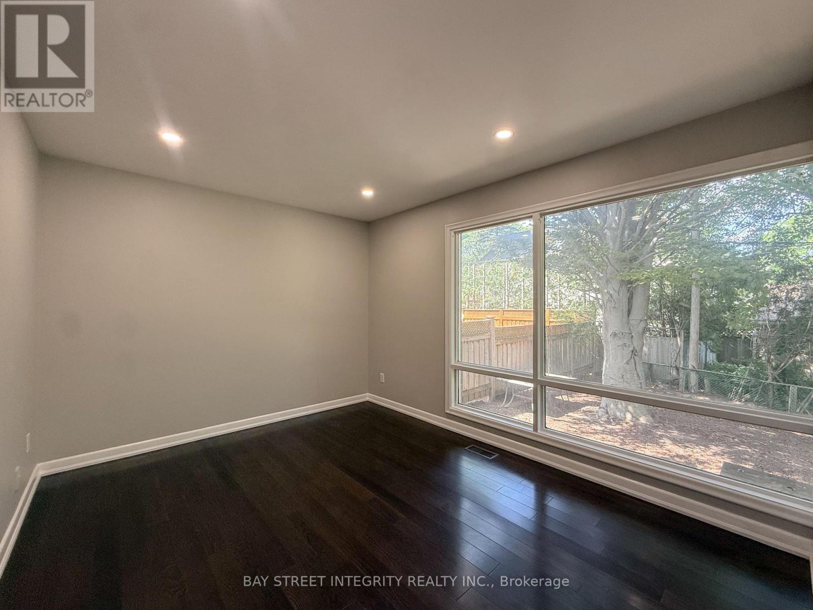 Upper - 40 Rippleton Road, Toronto, Ontario  M3B 1H6 - Photo 5 - C13718624