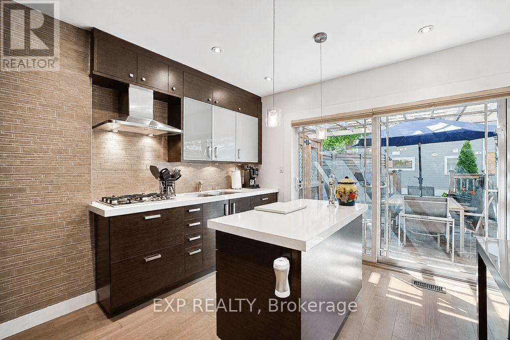 379 Davisville Avenue, Toronto, Ontario  M4S 1H4 - Photo 11 - C13718632
